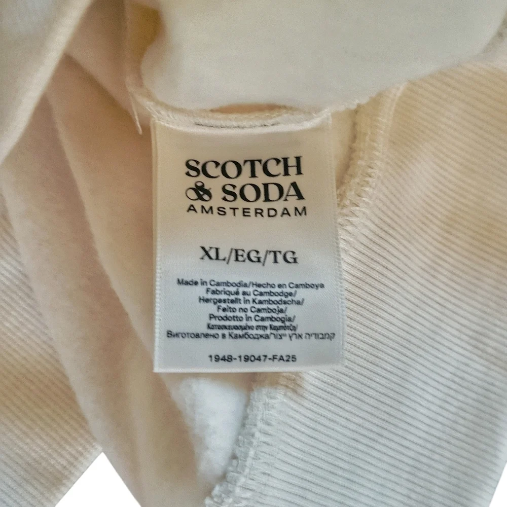 Scotch & Soda // M's Relaxed Fit Colorblock Hoodie // XL // Beige